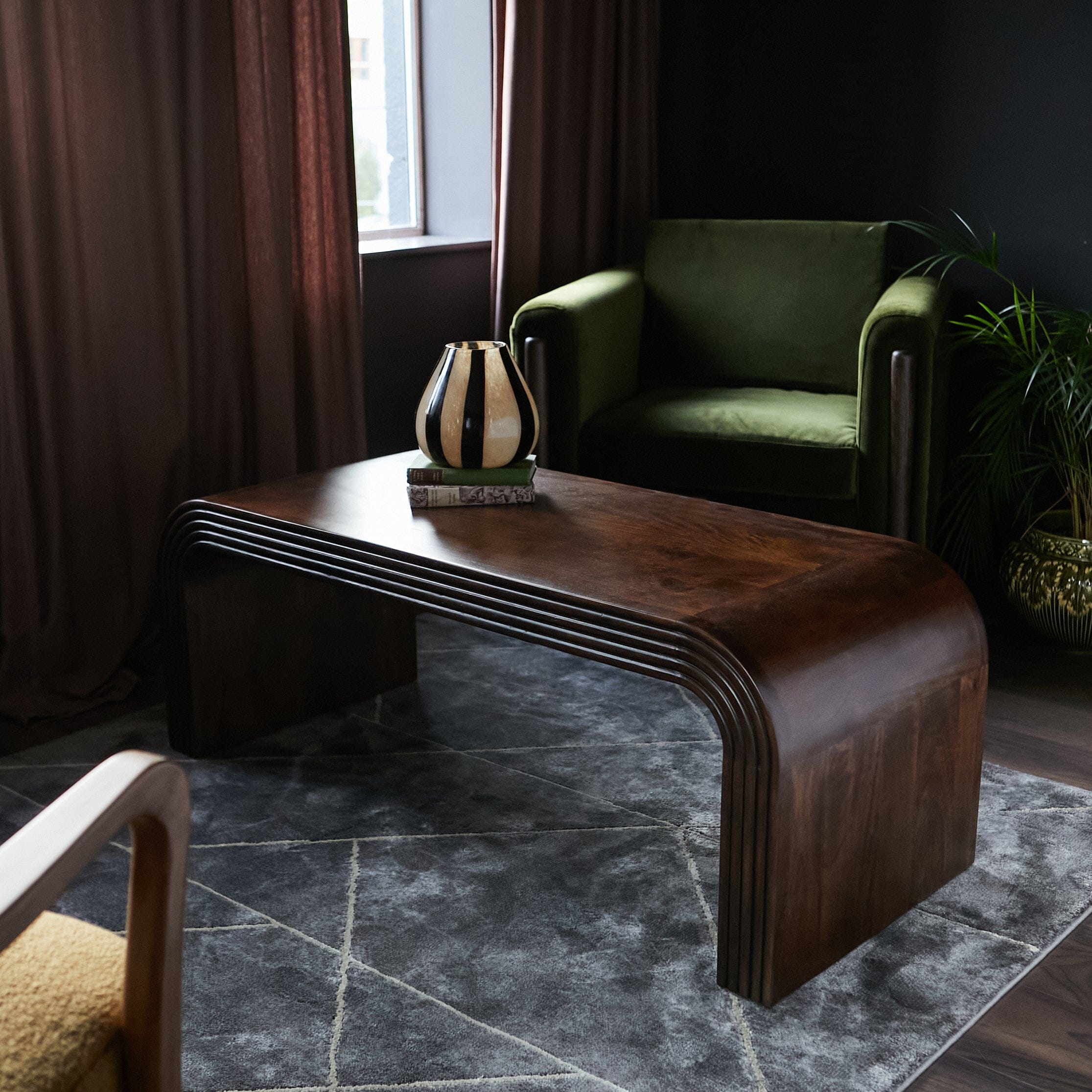 Curved Wood Coffee Table Oriana B